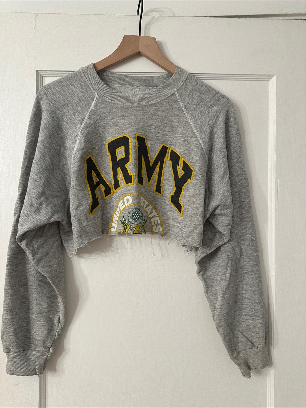 SOPHODES One of a Kind Vintage Army Cropped Sweatshirt